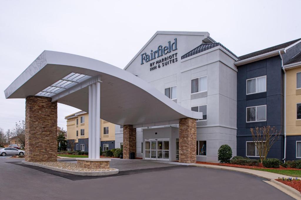 Fairfield Inn & Suites High Point Archdale Main image 1